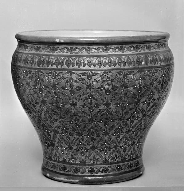 Jar with geometric pattern
